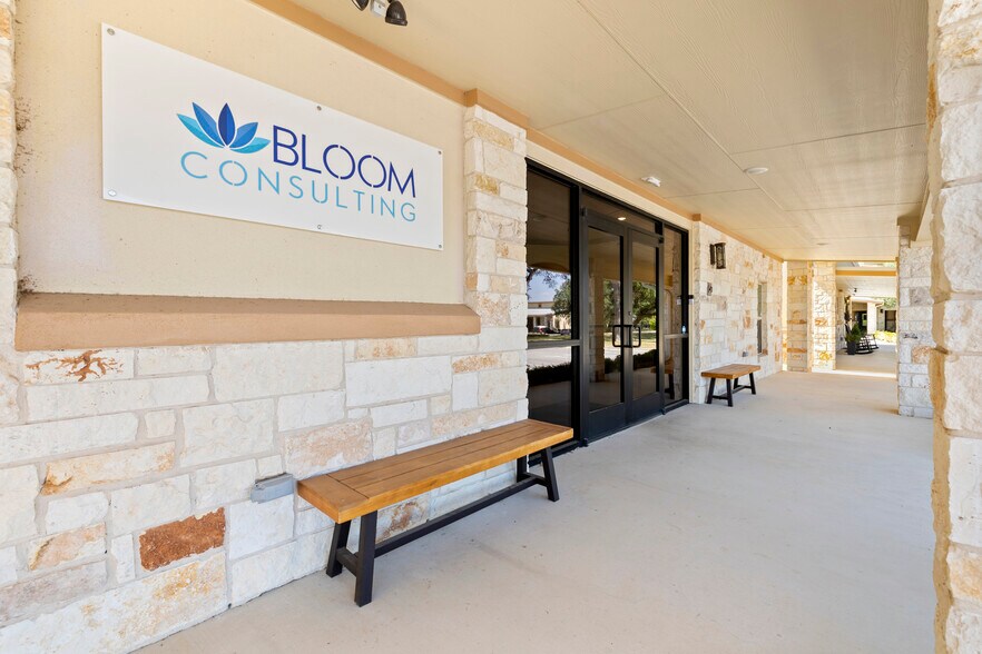 More Photos Of 3001 Joe Dimaggio Blvd, Round Rock Office For Sale