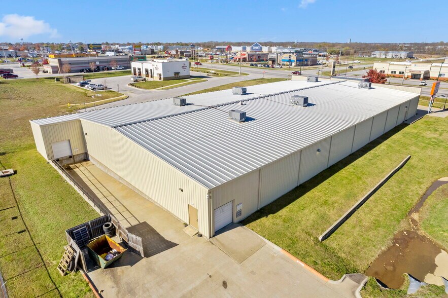 More Photos Of 3758 Hwy 412 E, Siloam Springs Freestanding For Sale