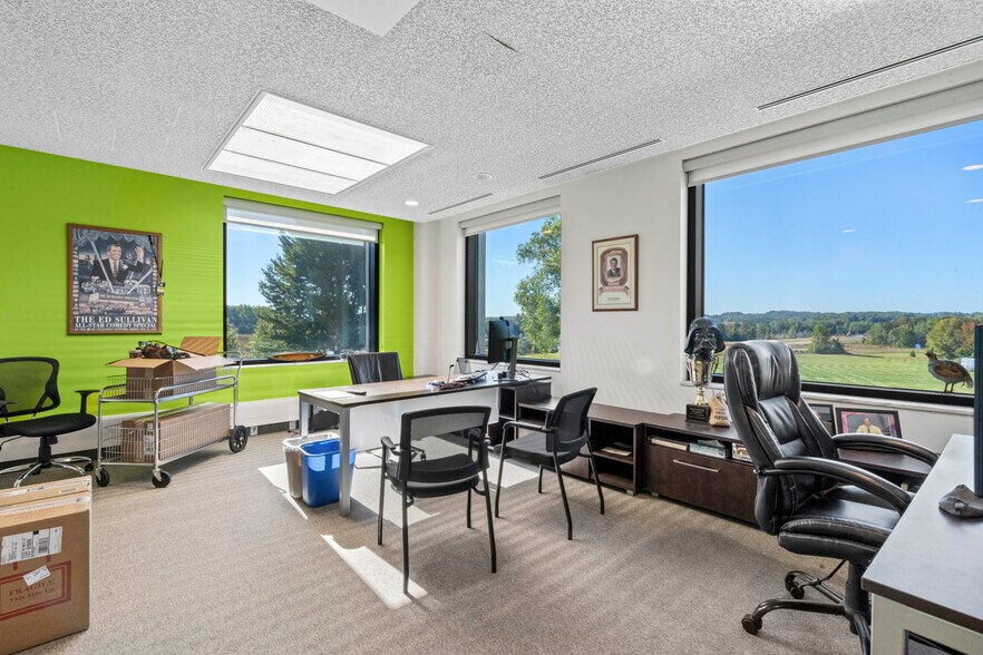 More Photos Of 1 Broadcast Way, Cadillac Medical For Sale