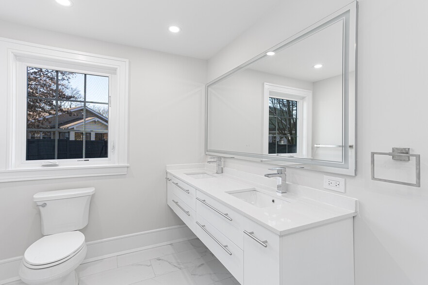 More Photos Of 42 Poe Ct, Fairfield Apartments For Sale