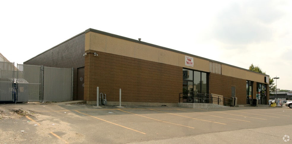 More Photos Of 14 State St, Lynn Freestanding For Sale