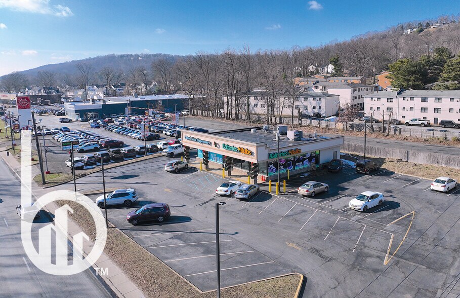 More Photos Of 513 Route 22 W, North Plainfield Freestanding For Sale