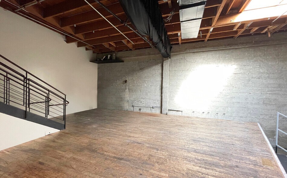 More Photos Of 440-444 Jessie St, San Francisco Research And Development For Lease