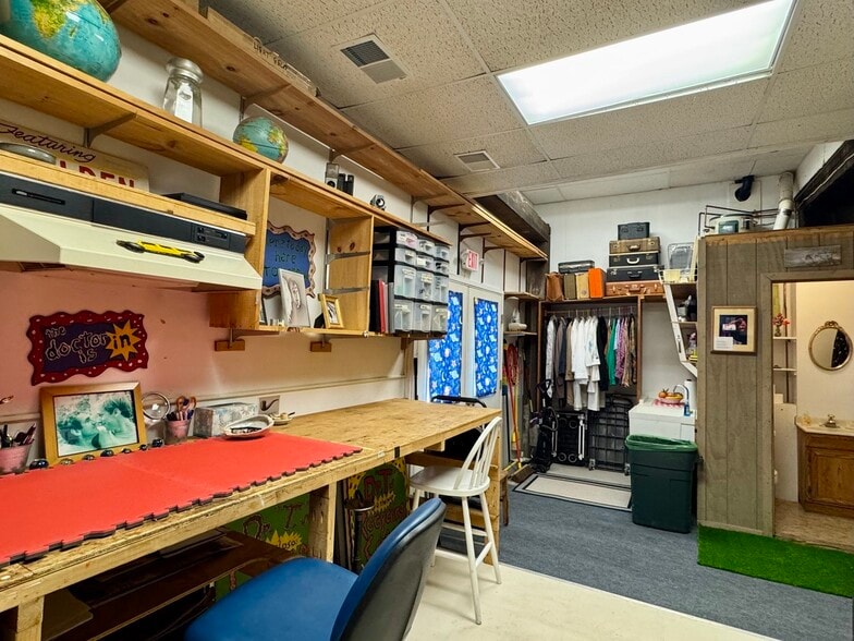 More Photos Of 9 Mill St, Greenfield Freestanding For Sale