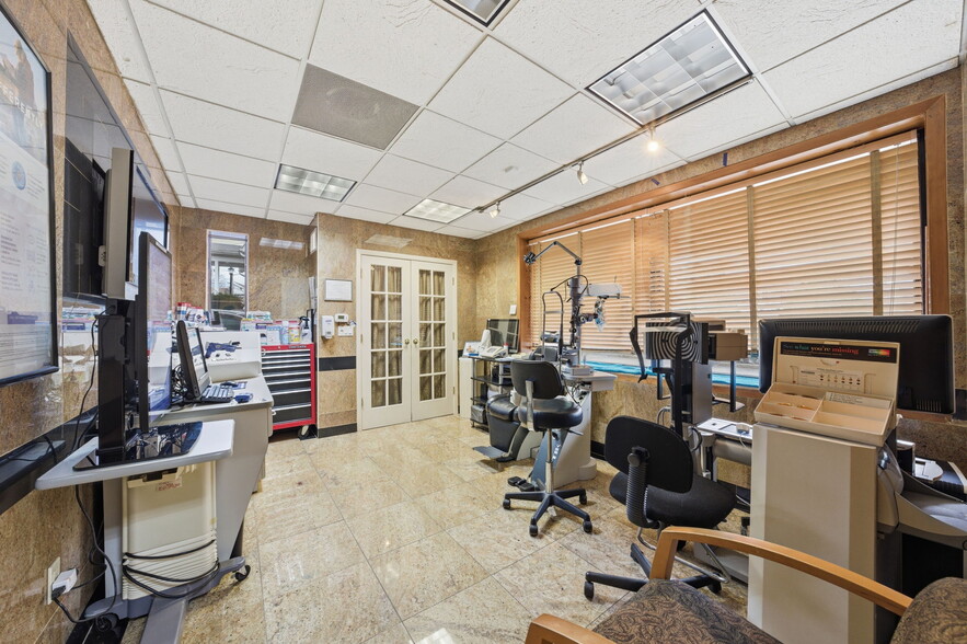 More Photos Of 415 Totowa Rd, Totowa Medical For Sale