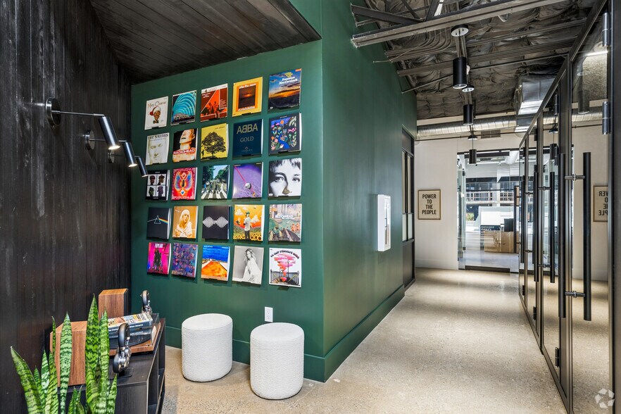 More Photos Of 9840-9850 N Central Expy, Dallas Coworking Space