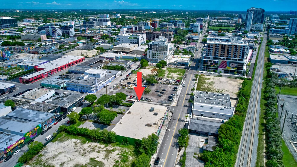 More Photos Of 2050-2090 N Miami Ave, Miami Freestanding For Lease