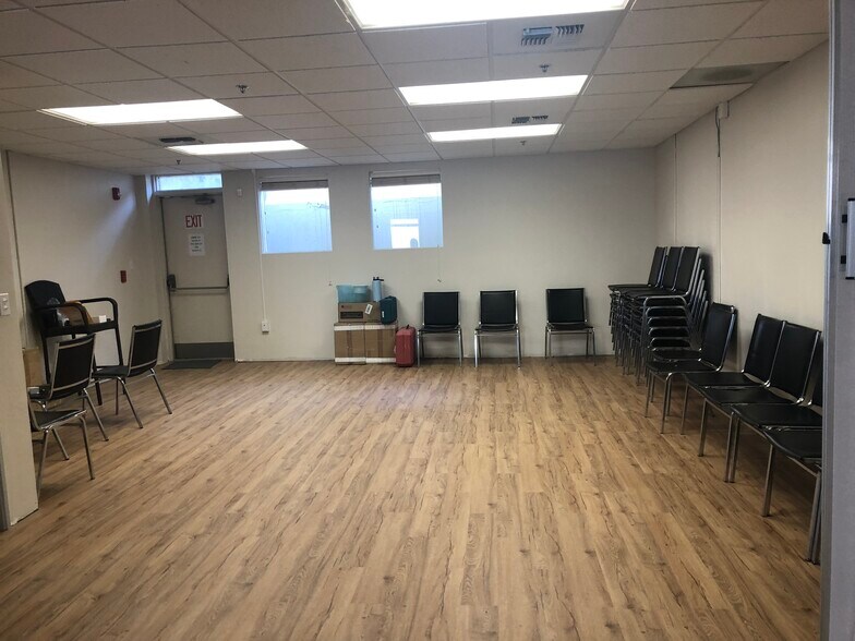 More Photos Of 1600 Norris Rd, Bakersfield Office For Sale