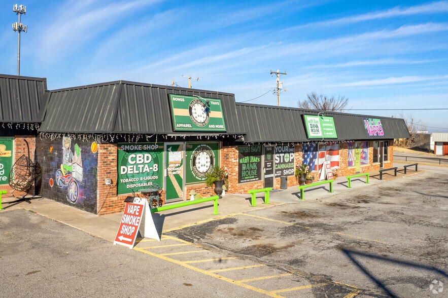 More Photos Of 7209-7217 S Council Rd, Oklahoma City Unknown For Lease