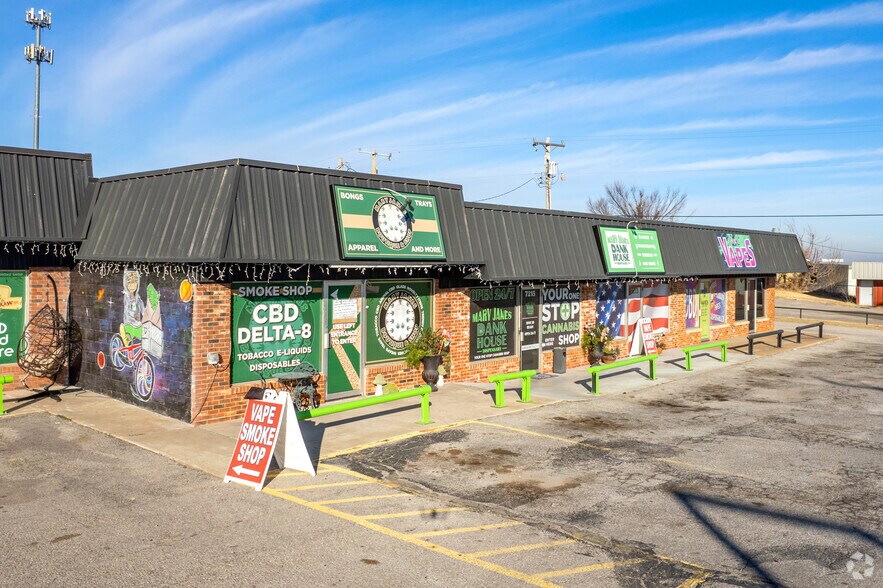 More Photos Of 7209-7217 S Council Rd, Oklahoma City Unknown For Lease