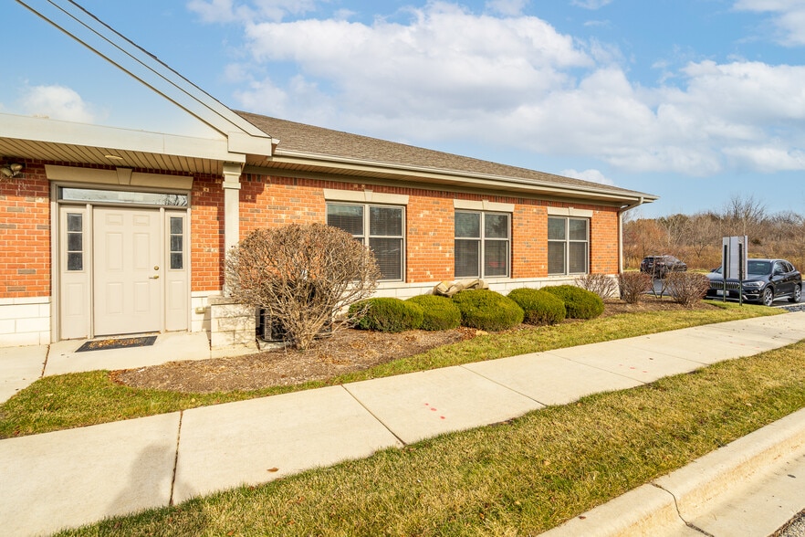 More Photos Of 16610 W 159th St, Lockport Medical For Sale