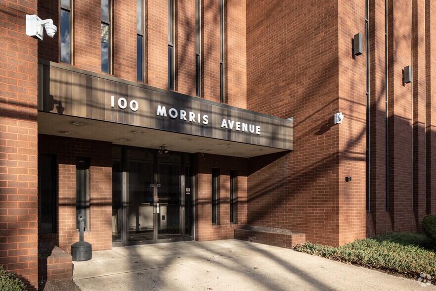 More Photos Of 100 Morris Ave, Springfield Office For Lease