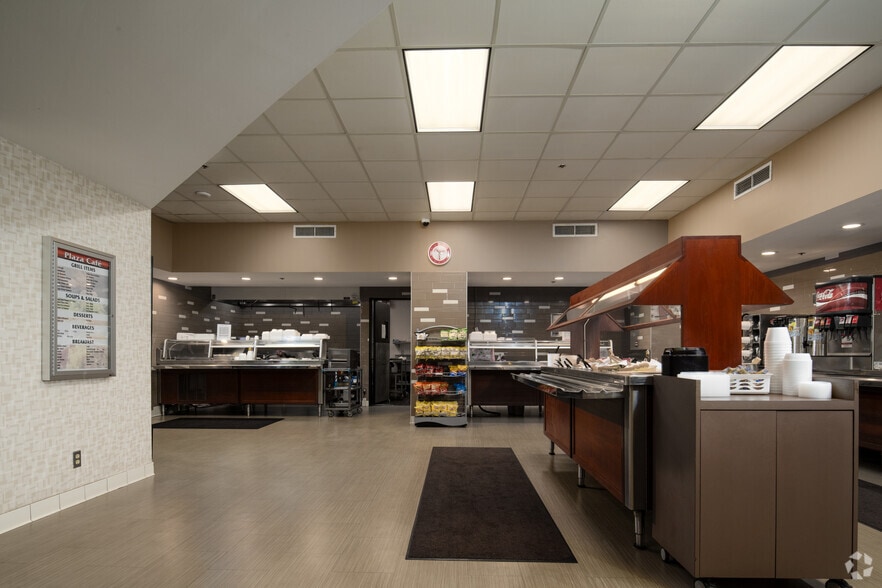 More Photos Of 4055 International Plz, Fort Worth Office For Lease