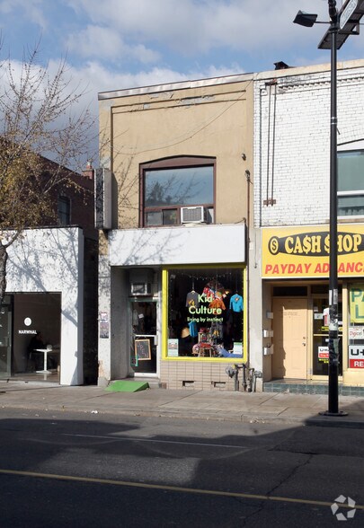 More Photos Of 2986 Dundas St W, Toronto General Retail For Sale