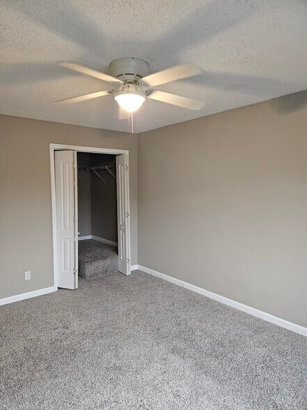 More Photos Of 2225 Golf Rd SW, Huntsville Apartments For Sale