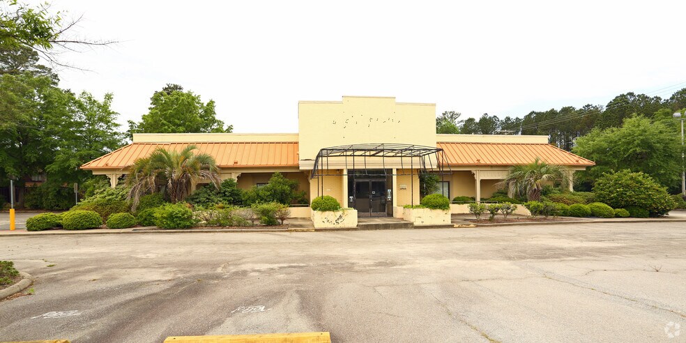 More Photos Of 2547 Decker Blvd, Columbia Restaurant For Sale