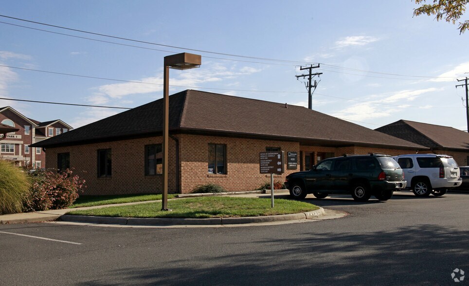 More Photos Of 4330 Ridgewood Center Dr, Woodbridge Coworking Space