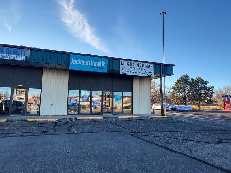 Primary Photo Of 1035 E Interstate Ave, Bismarck General Retail For Lease