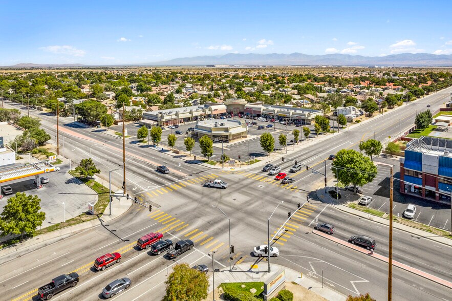 More Photos Of 1000-1044 E Avenue K, Lancaster Unknown For Lease