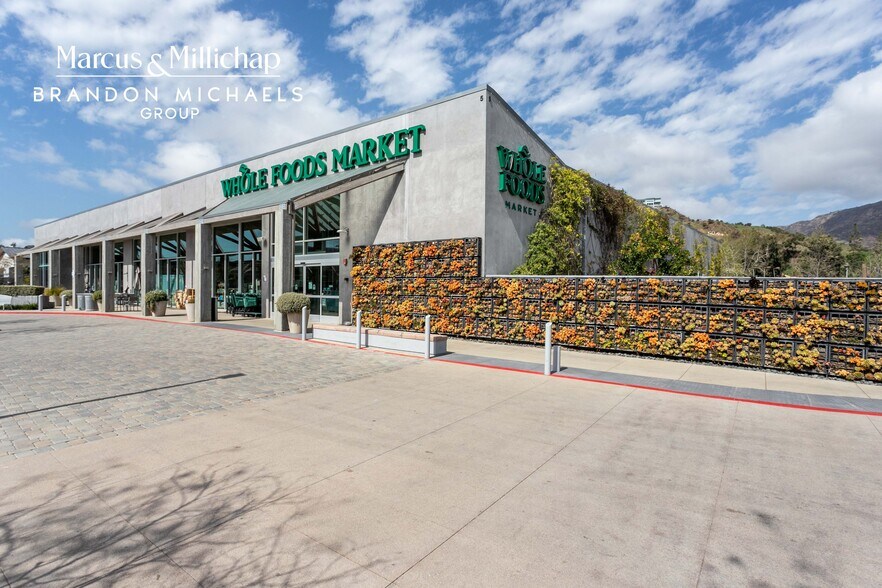 Primary Photo Of 23401 Civic Center Way, Malibu Restaurant For Sale