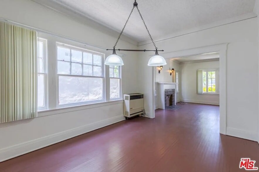 More Photos Of 7360 Hollywood Blvd, Los Angeles Apartments For Sale