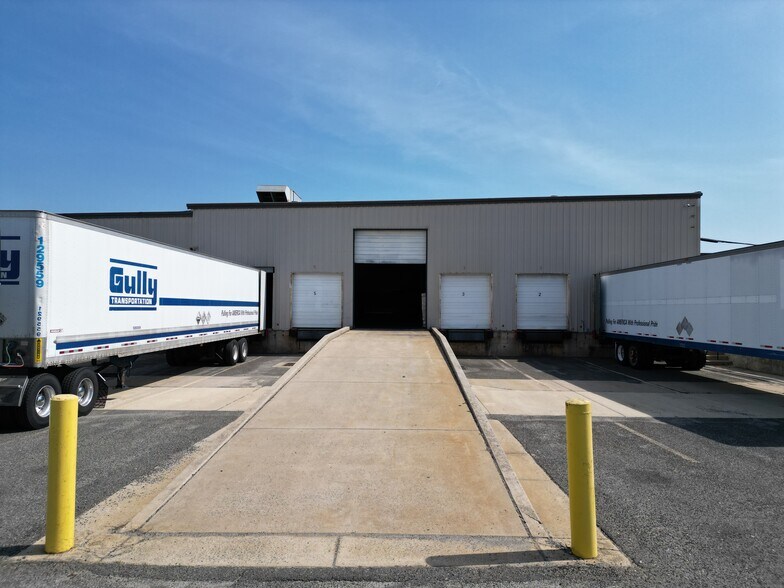More Photos Of 48 Ironside Ct, Willingboro Warehouse For Lease