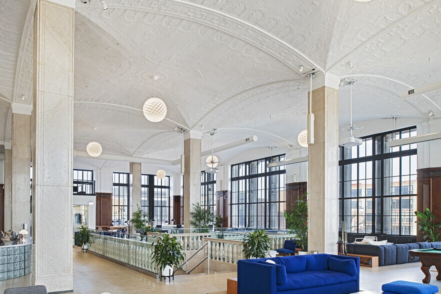 More Photos Of 6001 Cass Ave, Detroit Office For Lease