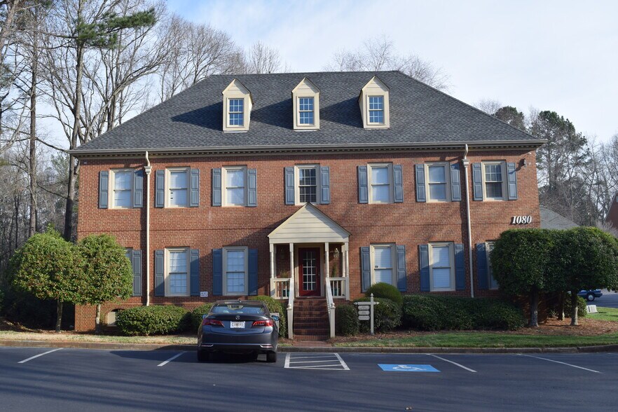 More Photos Of 1080 Cambridge Sq, Alpharetta Office For Lease