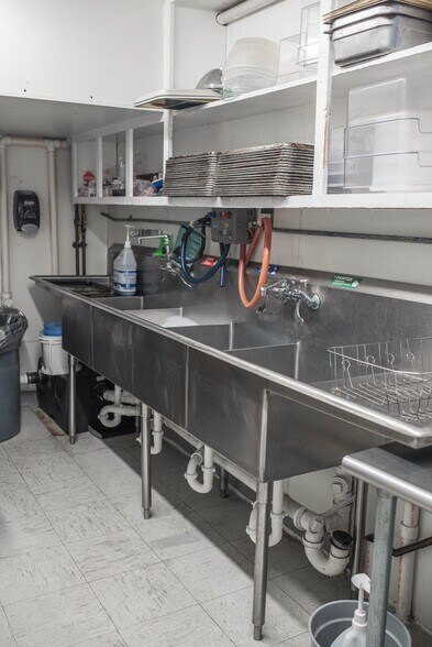 More Photos Of 22732 US-53 Hwy, Ettrick General Retail For Sale