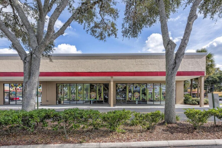 More Photos Of 2019-2023 E Silver Springs Blvd, Ocala General Retail For Lease