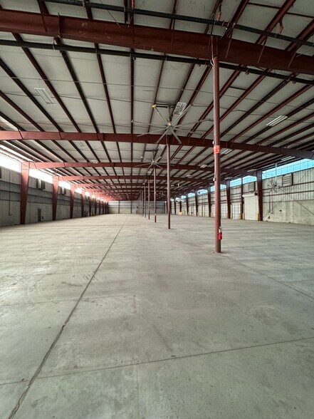 More Photos Of 231 Bourne Blvd, Savannah Warehouse For Lease