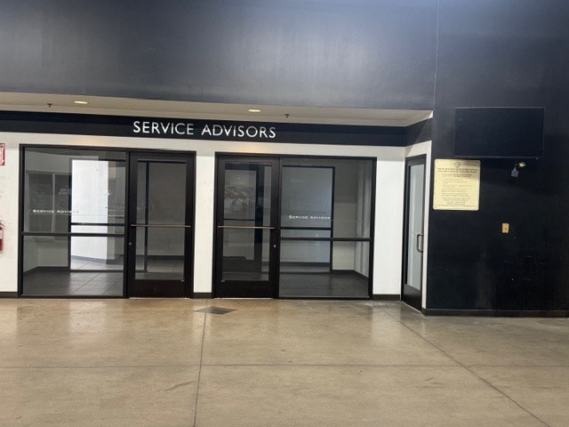 More Photos Of 4625 Wible Rd, Bakersfield Auto Dealership For Lease