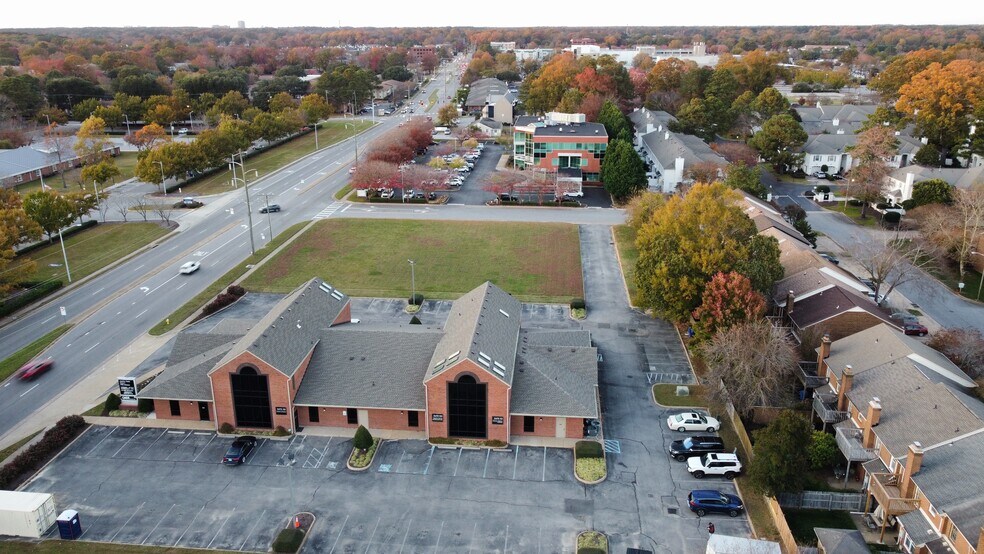 More Photos Of 968 First Colonial Rd, Virginia Beach Medical For Sale