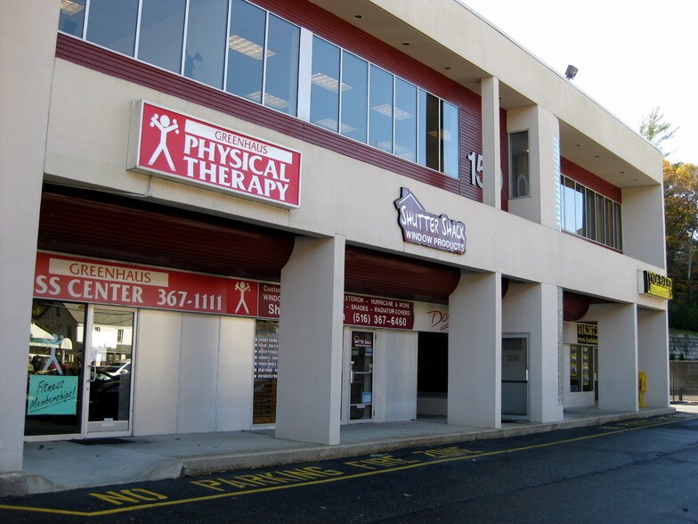 More Photos Of 150 Woodbury Rd, Woodbury Storefront Retail Office For Lease