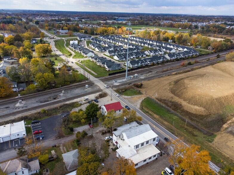 More Photos Of 1550 Lewis Center Rd, Lewis Center Freestanding For Sale