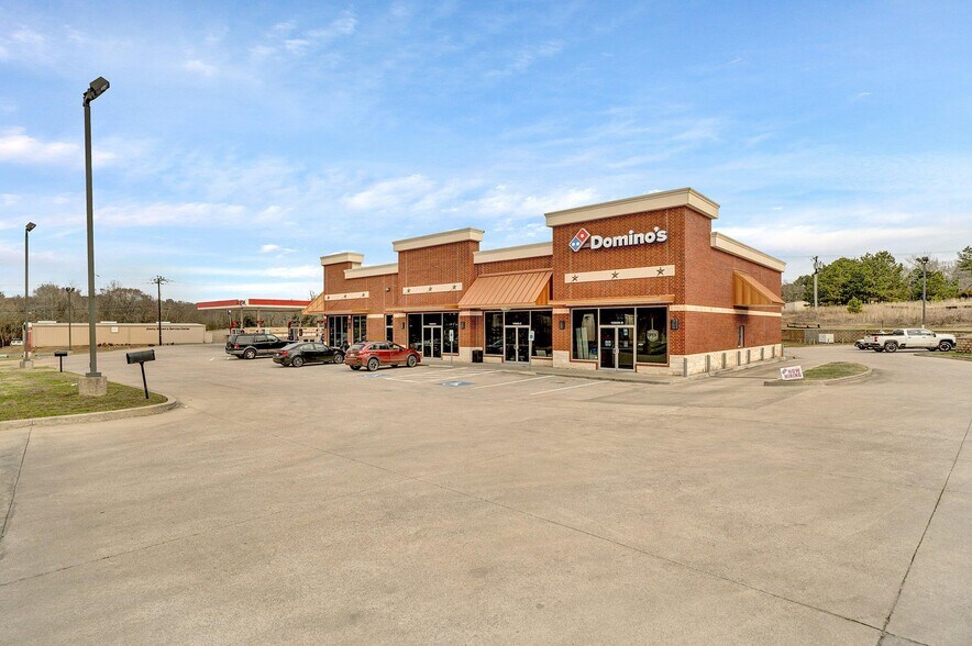 More Photos Of 16669 FM 2493, Tyler Convenience Store For Sale