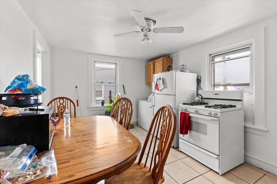 More Photos Of 240 N Main Ave, Scranton Storefront Retail Residential For Sale