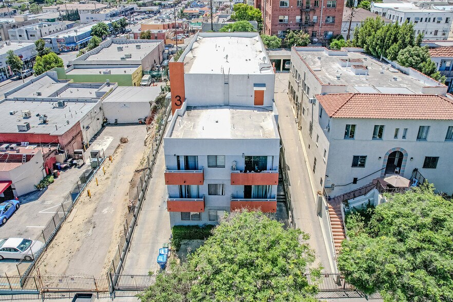 More Photos Of 313 N Alexandria Ave, Los Angeles Apartments For Sale