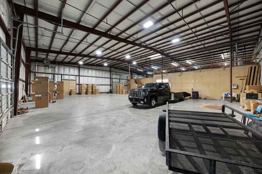 More Photos Of 2058 Hollywood Dr, Jackson Freestanding For Sale