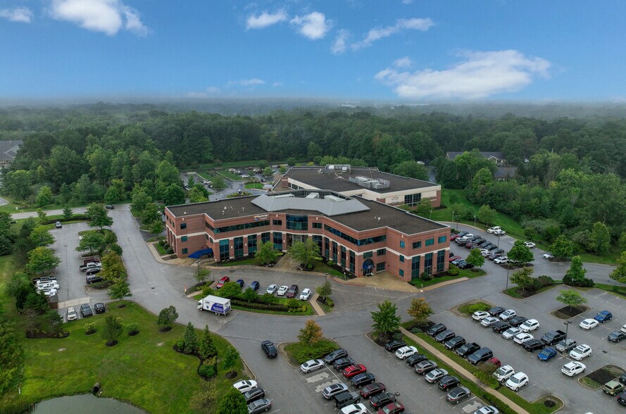 More Photos Of 5655 Hudson Dr, Hudson Medical For Lease