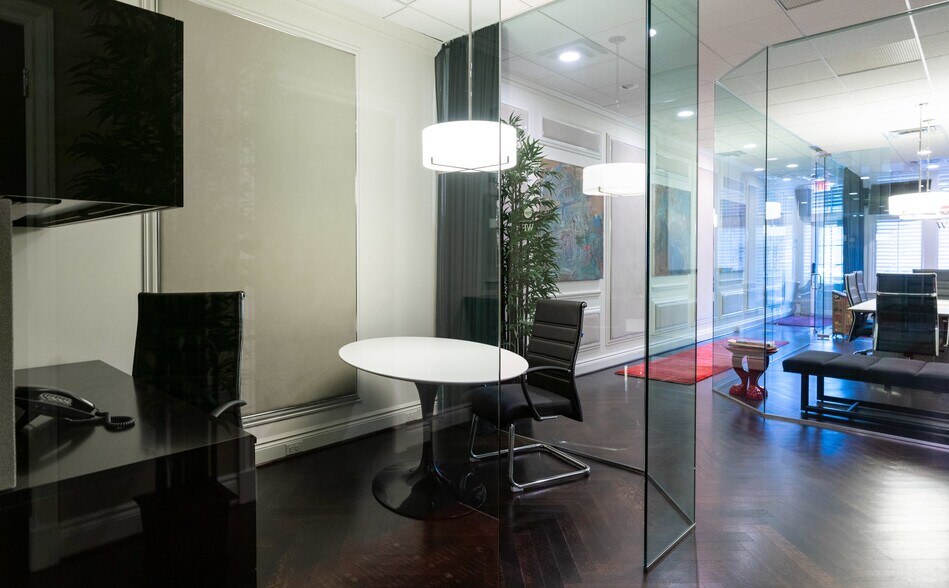 More Photos Of 112 Kercheval Ave, Grosse Pointe Office Residential For Lease