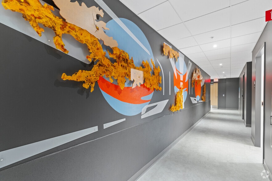 More Photos Of 777 Industrial Rd, San Carlos Research And Development For Lease