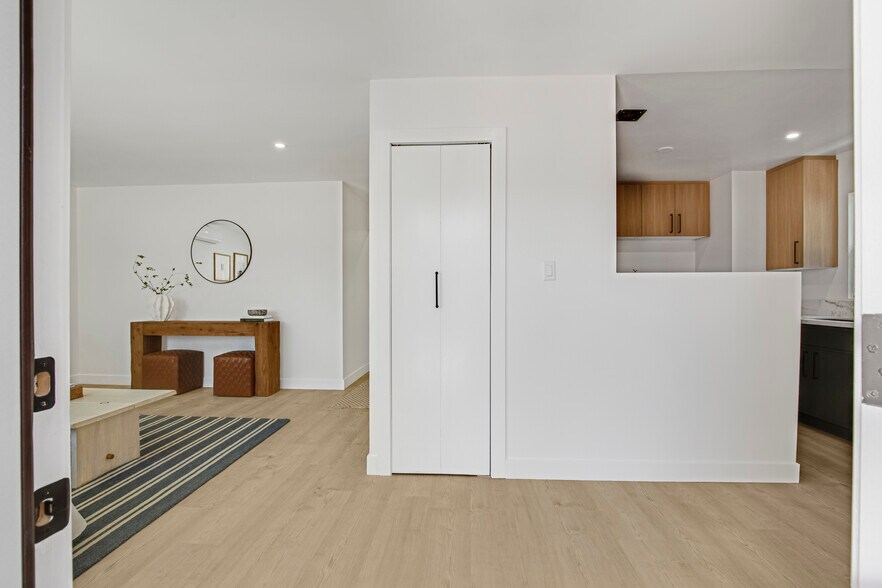 More Photos Of 18506 Kingsdale Ave, Redondo Beach Apartments For Sale