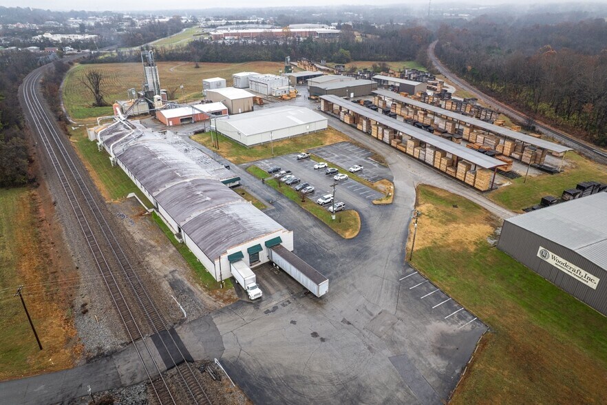 More Photos Of 105 S Austin Rd, Morristown Manufacturing For Sale