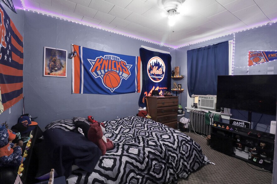 More Photos Of 600 Adams Ave, Elizabeth Restaurant For Sale