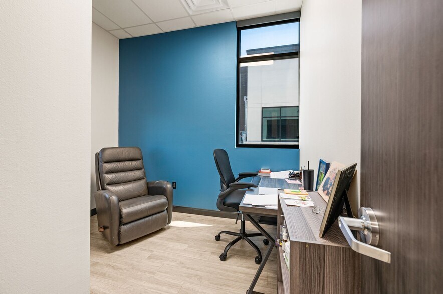 More Photos Of 3349 Golden Triangle Blvd, Fort Worth Medical For Lease