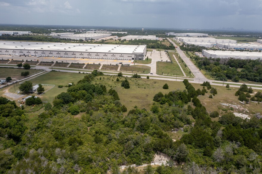 More Photos Of 3500 Telephone Road, Dallas Land For Sale