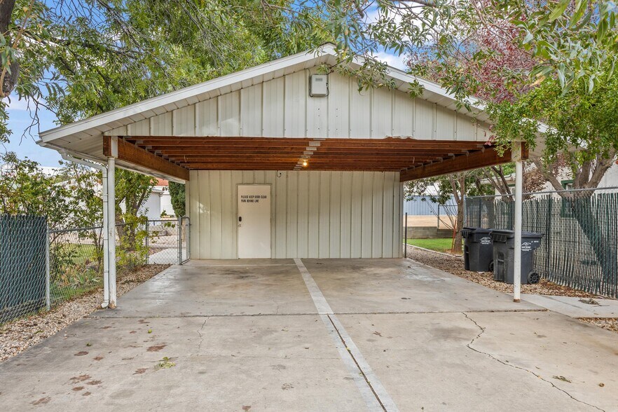 More Photos Of 83 E. Main Street, Hurricane Manufactured Housing Mobile Home Park For Sale