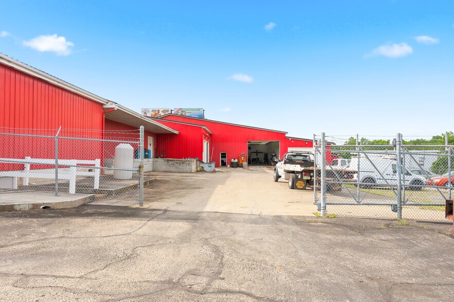 More Photos Of 600 Pittsburgh Rd, Uniontown Auto Dealership For Sale