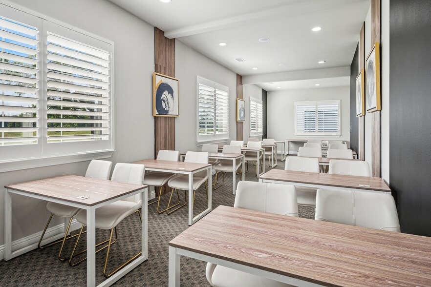 More Photos Of 2001 Auburn Hills Pky, McKinney Medical For Sale